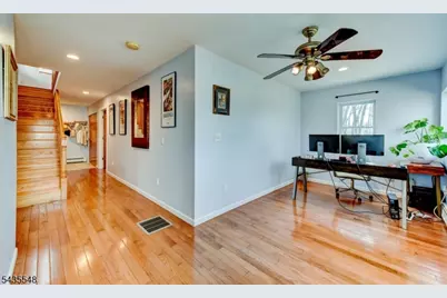 11 Mt Crest Rd, Jefferson Township, NJ 07438 - Photo 15