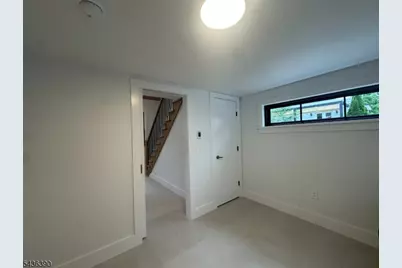 97 Essex Ave #A, Montclair, NJ 07042 - Photo 19
