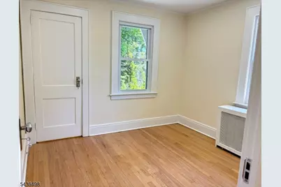 191 Wood St, Rutherford, NJ 07070 - Photo 15