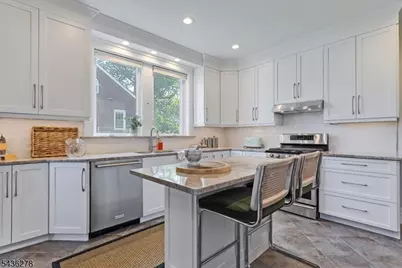 53 Bowdoin St, Maplewood, NJ 07040 - Photo 17