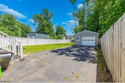 245 W 3rd Ave, Roselle, NJ 07203 - Photo 31