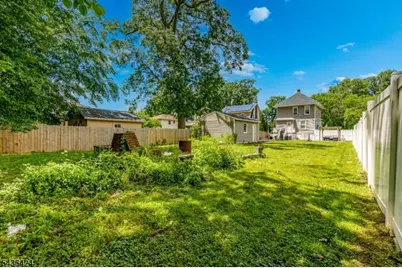 245 W 3rd Ave, Roselle, NJ 07203 - Photo 33