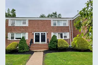 17 Dartmouth Ave #2B, Bridgewater, NJ 08807 - Photo 1