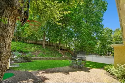 148 Beekman Rd, Summit, NJ 07901 - Photo 27