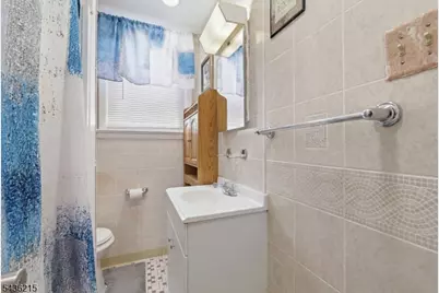 31 Division Ave, Belleville, NJ 07109 - Photo 23
