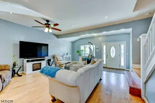 278 Centre St, Nutley Twp., NJ 07110 - Photo 9
