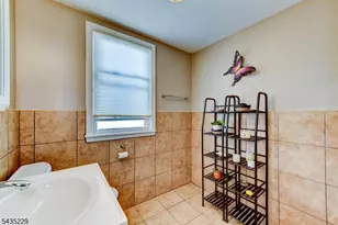 278 Centre St, Nutley Twp., NJ 07110 - Photo 23