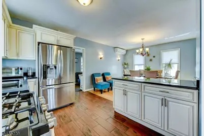 278 Centre St, Nutley Twp., NJ 07110 - Photo 21