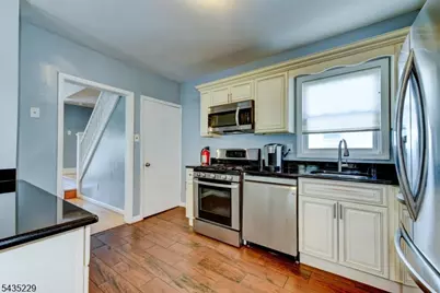 278 Centre St, Nutley Twp., NJ 07110 - Photo 19
