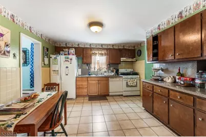 386 E Westfield Ave, Roselle Park, NJ 07204 - Photo 15