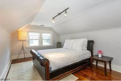 242 Forest Ave, Glen Ridge, NJ 07028 - Photo 37