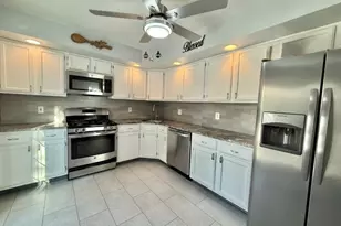 3207 French Dr, Bridgewater, NJ 08807 - Photo 11