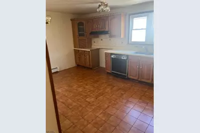 195 Walnut St, Newark, NJ 07105 - Photo 1