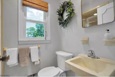 2 Edgewood Ave N, West Orange Township, NJ 07052 - Photo 17