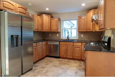 1509 Kenyon Ave, South Plainfield, NJ 07080 - Photo 3