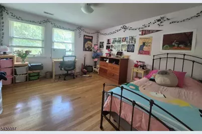 205 Long Hill Dr, Millburn, NJ 07078 - Photo 15