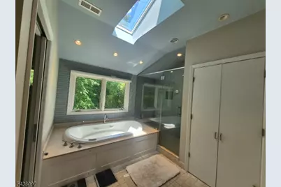 205 Long Hill Dr, Millburn, NJ 07078 - Photo 11