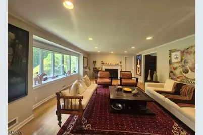 205 Long Hill Dr, Millburn, NJ 07078 - Photo 5