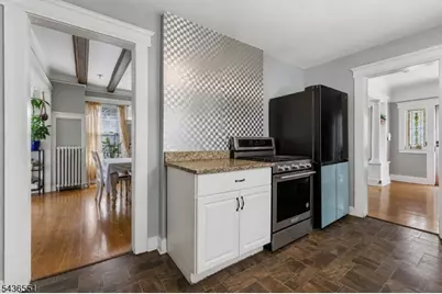 164 Dewitt Ave, Belleville, NJ 07109 - Photo 17