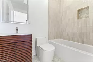 113 Oak St, Jersey City, NJ 07304 - Photo 19