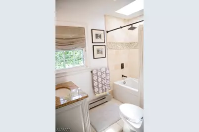 4 Laurel Pl, Chester, NJ 07930 - Photo 7