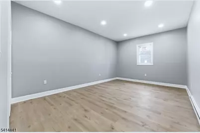 615 E 22nd St, Paterson, NJ 07514 - Photo 9