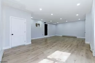 615 E 22nd St, Paterson, NJ 07514 - Photo 27