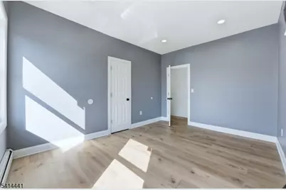 615 E 22nd St, Paterson, NJ 07514 - Photo 21