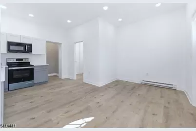 615 E 22nd St, Paterson, NJ 07514 - Photo 7