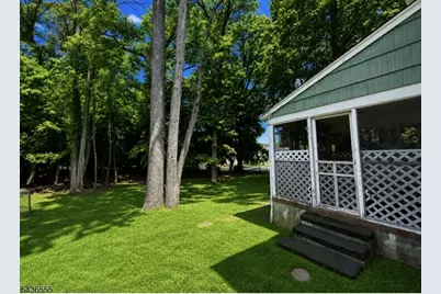 941 Cabot Ave, Union Township, NJ 07083 - Photo 15