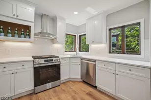 16 Henry St, Bloomfield, NJ 07003 - Photo 7