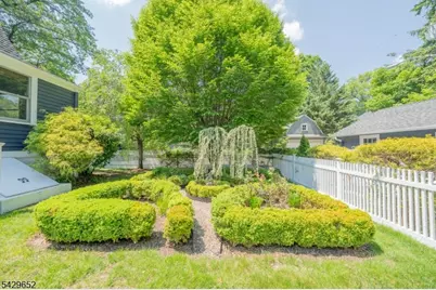 15 Brunswick Road, Montclair Twp., NJ 07042 - Photo 47