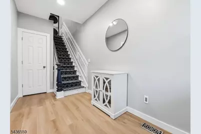 119 Wall St, Belvidere Twp., NJ 07823 - Photo 5
