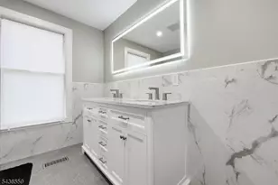 119 Wall St, Belvidere Twp., NJ 07823 - Photo 19