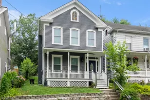 119 Wall St, Belvidere Twp., NJ 07823 - Photo 1