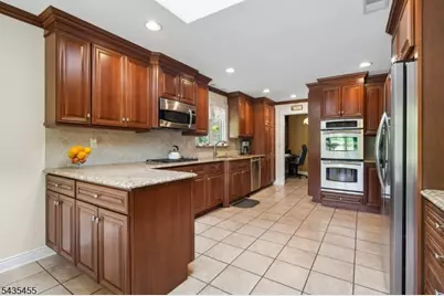 107 Arverne Rd, West Orange Township, NJ 07052 - Photo 9
