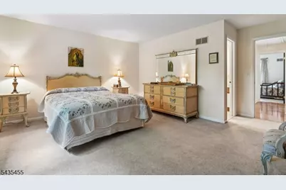 107 Arverne Rd, West Orange Township, NJ 07052 - Photo 23