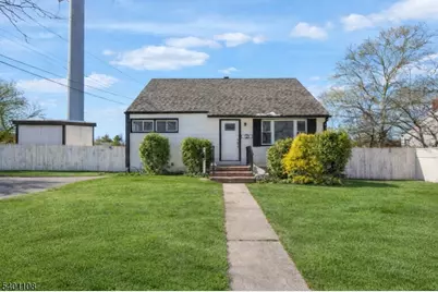 125 Tunison Rd, New Brunswick, NJ 08901 - Photo 1