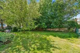 10 Whitman St, Bloomfield, NJ 07003 - Photo 19