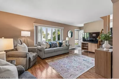 10 Whitman St, Bloomfield, NJ 07003 - Photo 3
