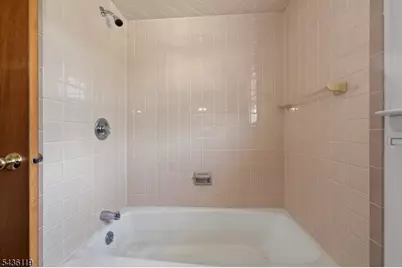 800 Lynda Rd, Lopatcong Township, NJ 08865 - Photo 19