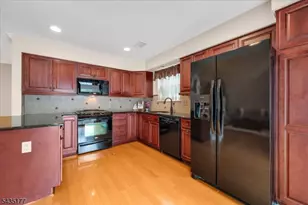 279 Janine Way, Bridgewater, NJ 08807 - Photo 15