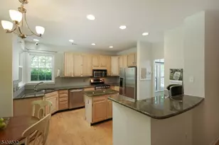 48 Huntington Rd, Bernards Township, NJ 07920 - Photo 7