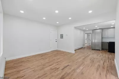 203 Hansbury Ave, Newark, NJ 07112 - Photo 17