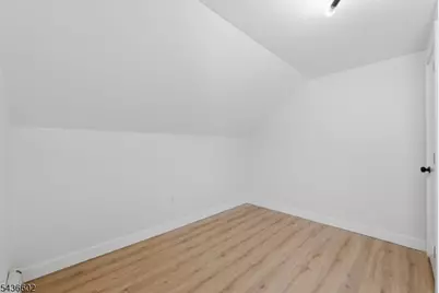 203 Hansbury Ave, Newark, NJ 07112 - Photo 39
