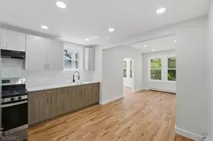 203 Hansbury Ave, Newark, NJ 07112 - Photo 3