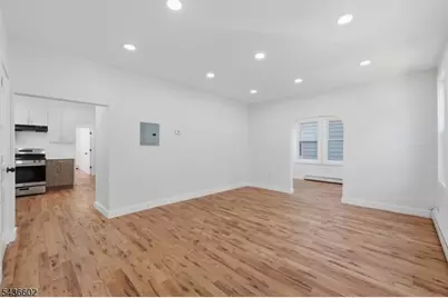 203 Hansbury Ave, Newark, NJ 07112 - Photo 5