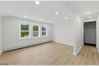 203 Hansbury Ave, Newark, NJ 07112 - Photo 33
