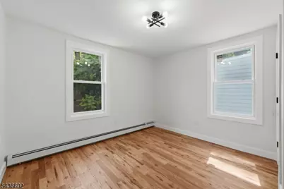 203 Hansbury Ave, Newark, NJ 07112 - Photo 29