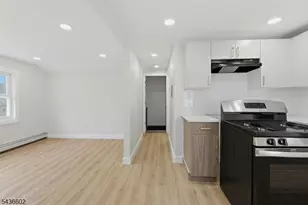 203 Hansbury Ave, Newark, NJ 07112 - Photo 31